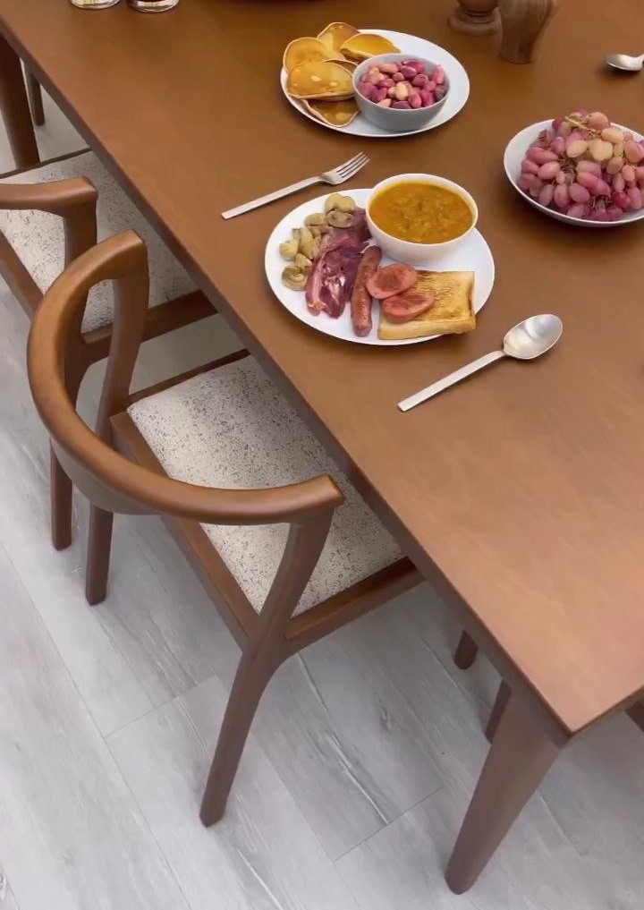  صندلی غذاخوری آرتا 
