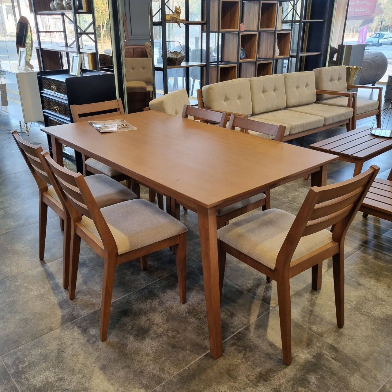  میز ناهارخوری کنزو 